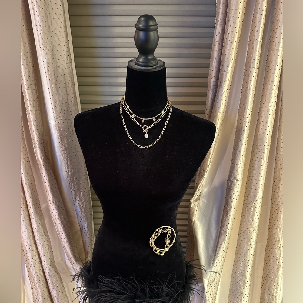 Matching necklace and bracelet